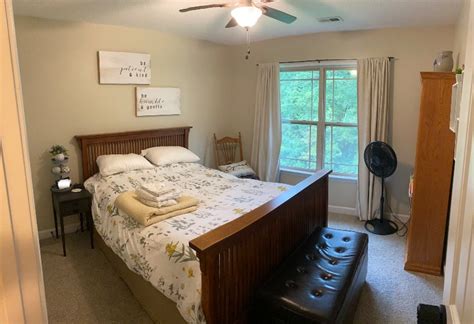 Rooms for rent spartanburg sc - 1200 College Pointe Ln, Spartanburg , SC 29303 Spartanburg. 5.0 (4 reviews) Verified Listing. 2 Weeks Ago. 864-707-9285. Monthly Rent.